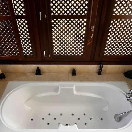 Sunkissed Luxury Panoramic Seaview In Marbella