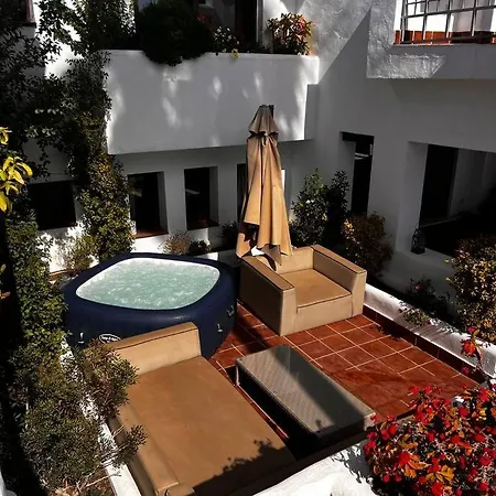Sunkissed Luxury Panoramic Seaview In Marbella 빌라