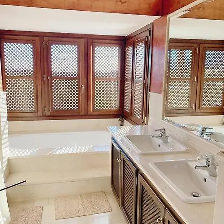 Sunkissed Luxury Panoramic Seaview In Marbella 빌라 *