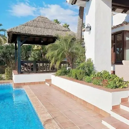 빌라 Sunkissed Luxury Panoramic Seaview In Marbella 에스테포나