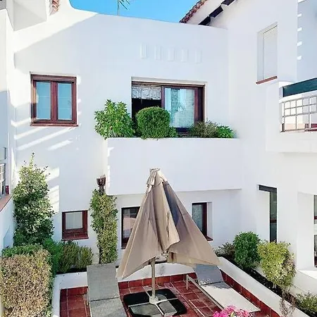 Sunkissed Luxury Panoramic Seaview In Marbella * 에스테포나