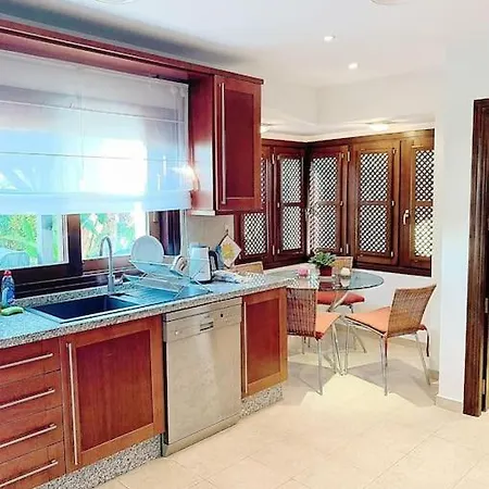 빌라 Sunkissed Luxury Panoramic Seaview In Marbella